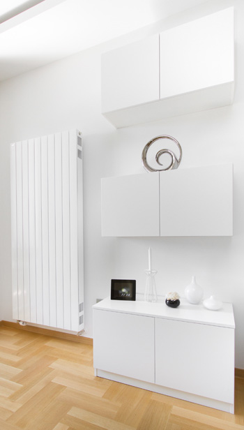 OrmariÄ‡ za dnevnu sobu po mjeri. Elegantna komoda visoki sjaj.